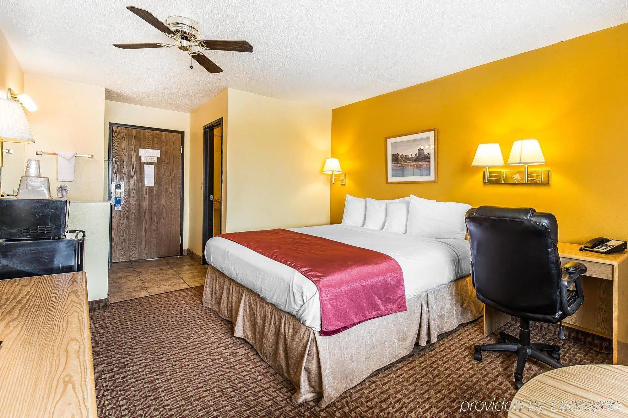 Rodeway Inn & Suites Monticello Dış mekan fotoğraf